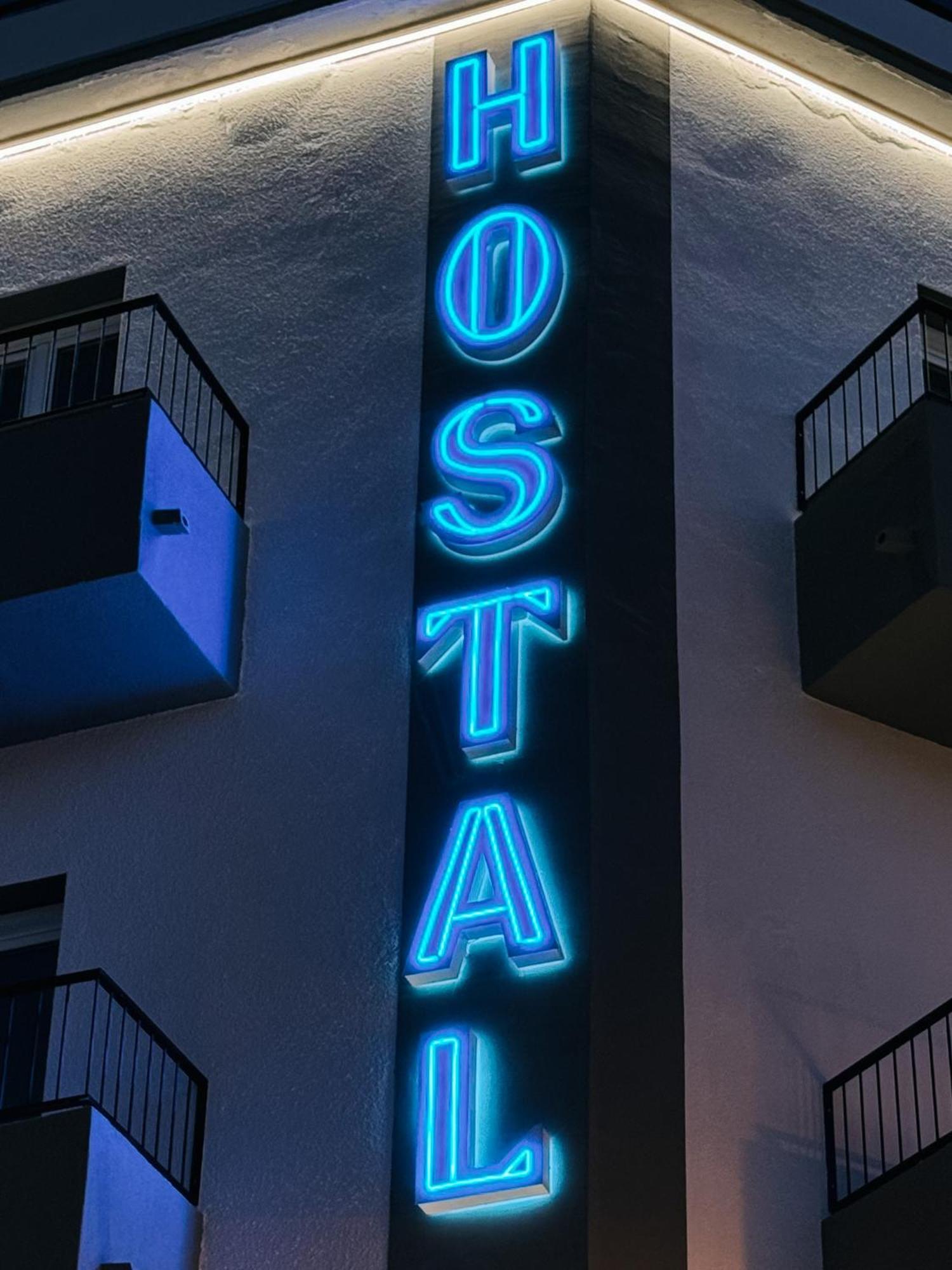Hostal Sa Roqueta Mahon מראה חיצוני תמונה